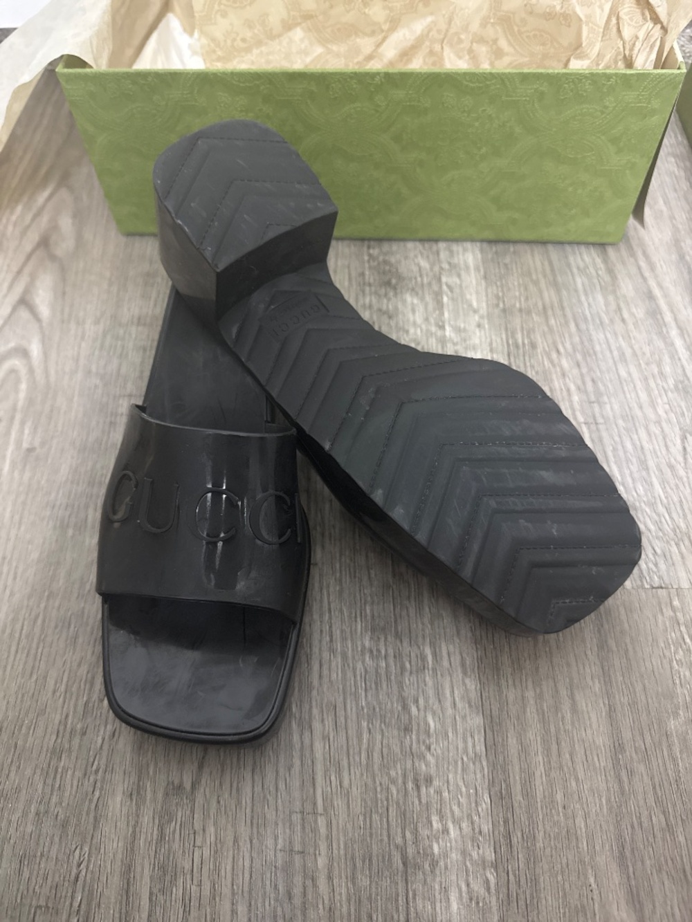 Gucci Rubber Slides - Picture 5 of 7